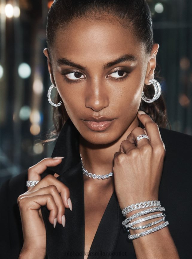 Michael Kors bracciale rigido con logo pavé in argento sterling placcato in metallo prezioso donne argento P06L0L2450 gioielleria