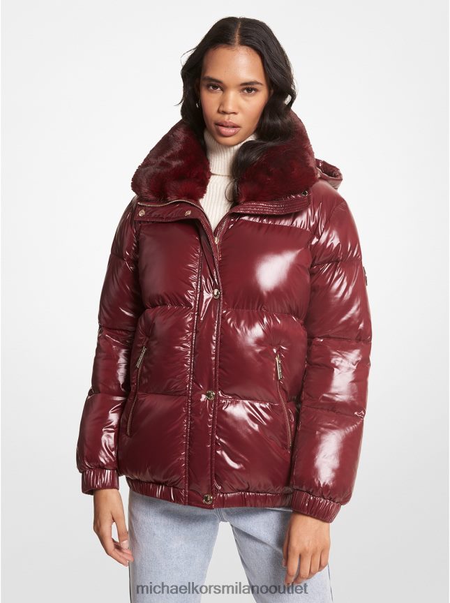Michael Kors Piumino in nylon trapuntato con bordo in pelliccia sintetica donne merlot P06L0L255 vestiario