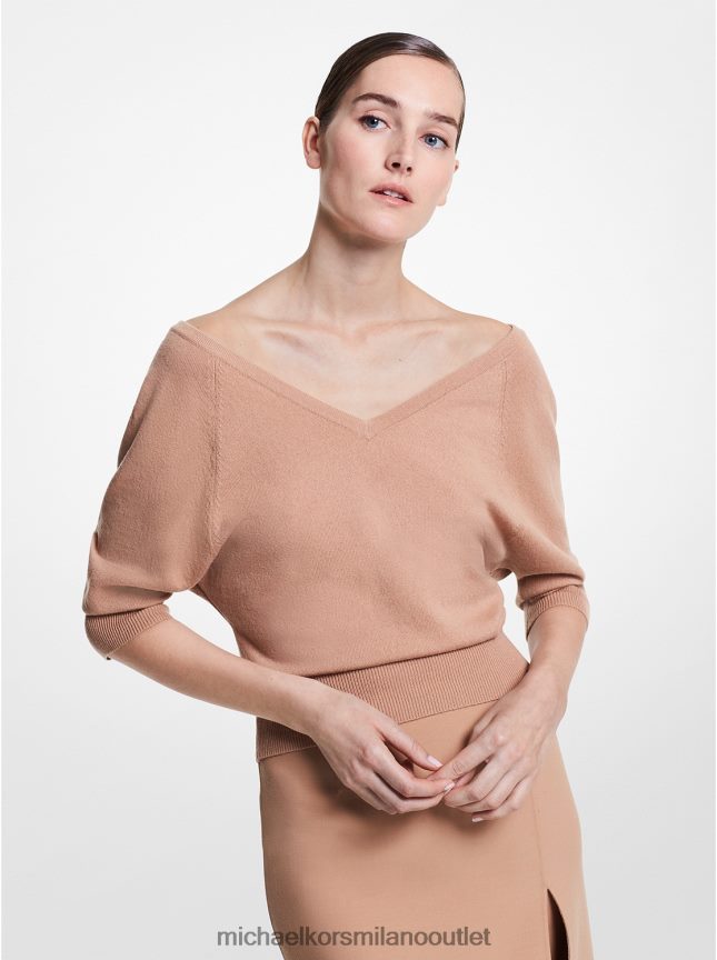 Michael Kors maglione con spalle scoperte in cashmere della collezione donne abbronzatura P06L0L3680 vestiario