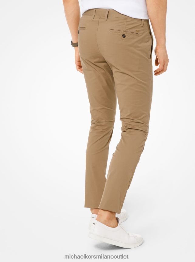 Michael Kors pantaloni chino skinny in cotone stretch uomini cachi P06L0L3119 vestiario